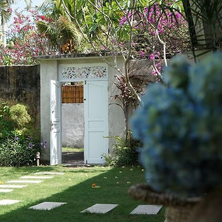Villa Jalun Seminyak  Exterior photo
