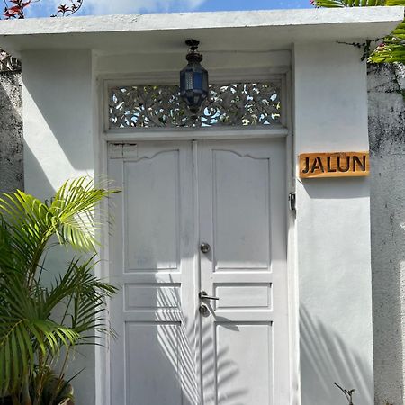 Villa Jalun Seminyak  Exterior photo