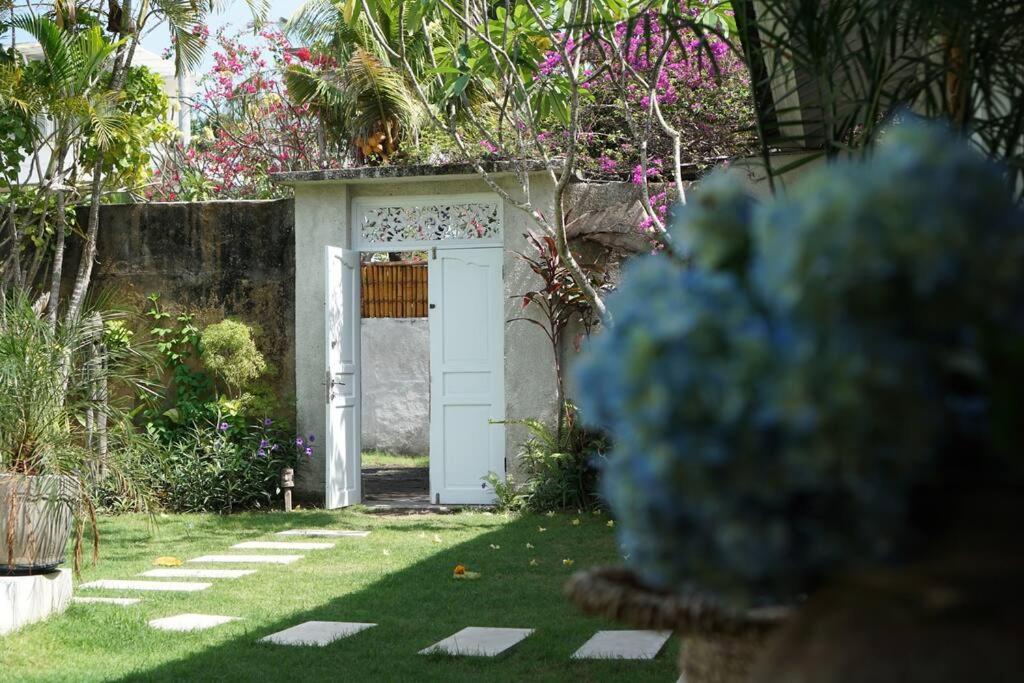Villa Jalun Seminyak  Exterior photo